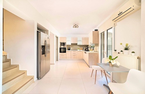 Dramia House | Holiday house Yeoryioupolis Kriti for 1 - 15 persons with 5 bedrooms - Holiday house