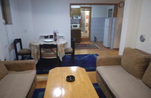 Hadzici House | Holiday House Afan