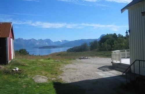 Meloy House | Holiday house Ågskardet for 1 - 7 persons with 4 bedrooms - Holiday home