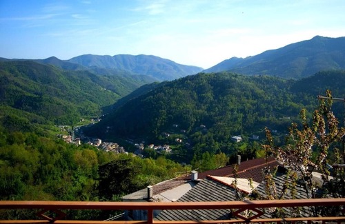 Borzonasca House | Holiday house Borzonasca for 1 - 7 persons with 3 bedrooms - Holiday home