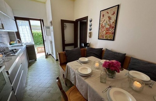 Lido di Camaiore House | Holiday house Camaiore for 1 - 6 persons with 2 bedrooms - Holiday home