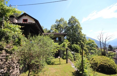 Terre di Pedemonte House | Holiday house Cavigliano for 1 - 6 persons with 2 bedrooms - Holiday house