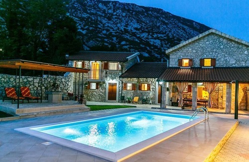 Drivenik House | Holiday house Drivenik for 2 - 8 persons with 4 bedrooms - Holiday home