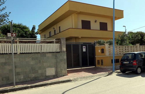 San Leone Apartment | Holiday house "Floriana" in San Leone near the sea