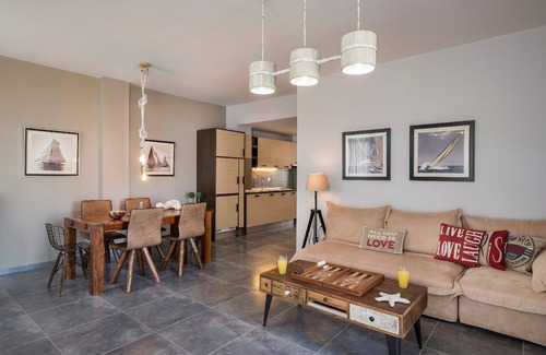 Agia House | Holiday house Galatas for 1 - 18 persons with 9 bedrooms - Holiday apartment in one or multi-family