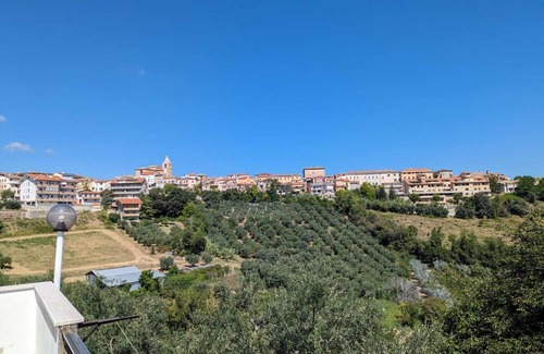 Villamagna Apartment | Holiday House is located in Villamagna, Abruzzo. Sea and Mountain at 2 steps.