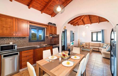 Kavallos House | Holiday house Kavallos for 1 - 8 persons with 3 bedrooms - Holiday house