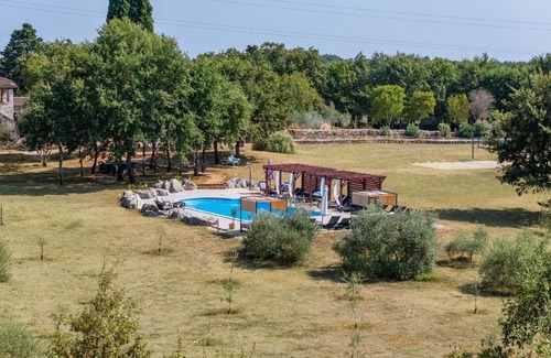 Divsici House | Holiday house Kuzinici for 1 - 22 persons with 9 bedrooms - Holiday house