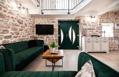 Gornji Zemunik Villa | Holiday house La felicità