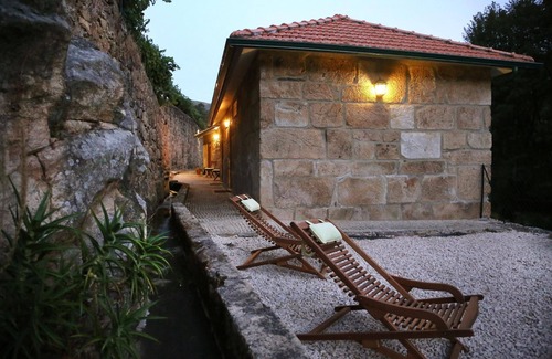 Varzea de Abrunhais House | Holiday house Lamego for 1 - 2 persons with 1 bedroom - Holiday house