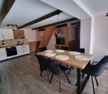 Ziar House | Holiday house Laura