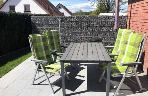 Sellin Apartment | Holiday house Max with terrace - holiday apartments family Kreutz