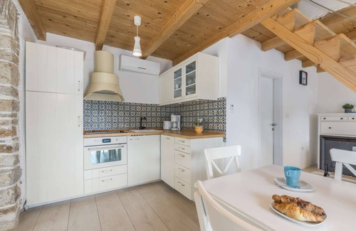 Rojnici Villa | Holiday House Natura - pure relaxation for six guests with a private pool