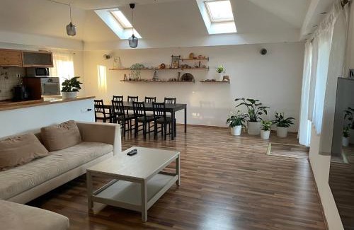 Kraluv Dvur House | Holiday House near Prague