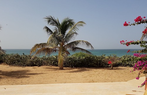 Popenguine Villa | Holiday house on the beach