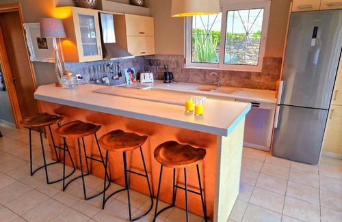 Vlicha House | Holiday house Pefki for 1 - 6 persons with 3 bedrooms - Luxury holiday home