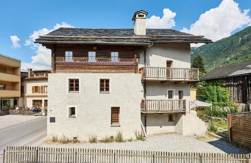 Noes House | Holiday house Réchy for 1 - 6 persons with 3 bedrooms - Historical building