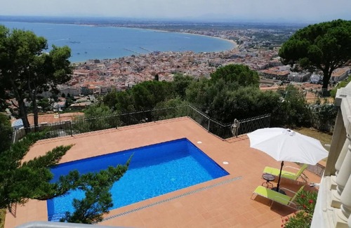 Roses Town Center House | Holiday house Roses for 1 - 6 persons with 3 bedrooms - Holiday home