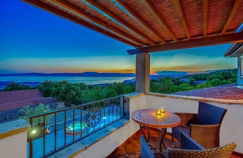 Smrika House | Holiday house Šmrika for 1 - 8 persons with 4 bedrooms - Holiday house