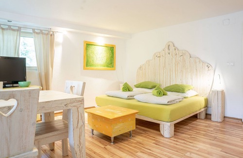 Gozd Martuljek Apartment | Holiday House Trata | Apartment 3 | Terrace | 1 x Bedroom