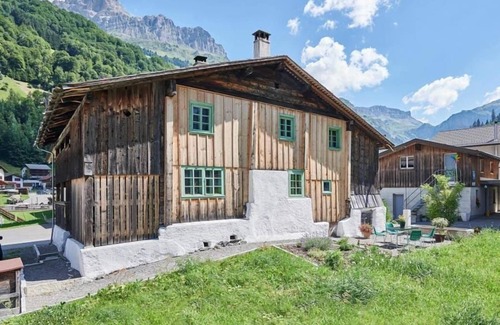 Unterschachen House | Holiday house Unterschächen for 1 - 8 persons with 4 bedrooms - Historical building
