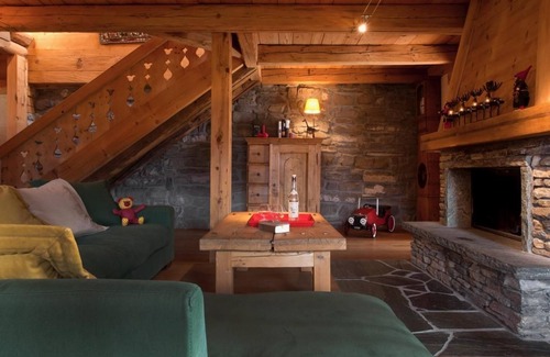 Val d'Illiez Ski Chalet | Holiday house Val-d'Illiez for 1 - 7 persons with 3 bedrooms - Detached holiday house