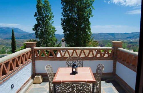 Nechite House | Holiday house Valor for 1 - 5 persons with 2 bedrooms - Row house