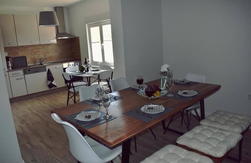 Benkovac House | Holiday house Villa Stella *