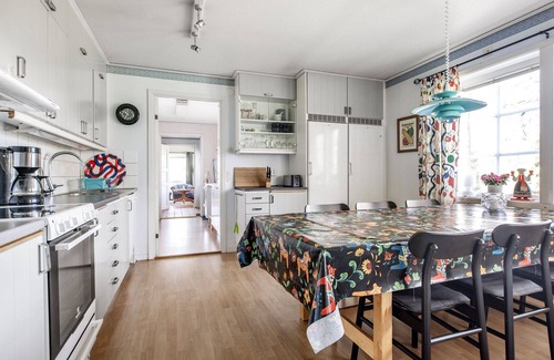 Bolmso Ski Chalet | Holiday house with lake view of Bolmen | SE06030