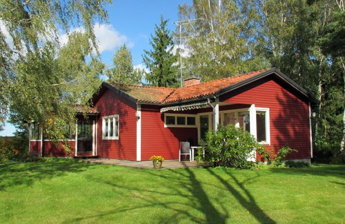 Rejmyre House | Holiday house with lake view in Bränntorp, Rejmyre, Östergötland/Södermanland