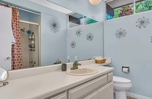 Uptown Design District Condo | Holiday In Palm Spring