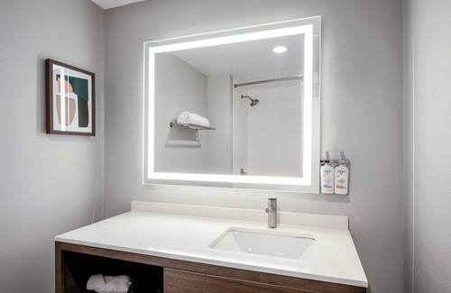 Blytheville Hotel | Holiday Inn Blytheville by IHG