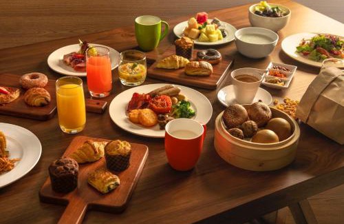 Shuangliu District Hotel | Holiday Inn Chengdu Airport by IHG - Free Shuttle to Shuangliu International Airport
