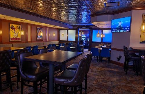 Countryside Hotel | Holiday Inn Chicago SW-Countryside ConfCtr by IHG