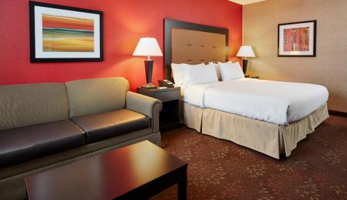 Mount Saint Joseph Hotel | Holiday Inn Cincinnati Airport by IHG