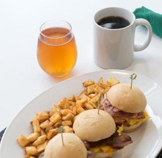 Cleveland Hotel | Holiday Inn Cleveland Clinic by IHG