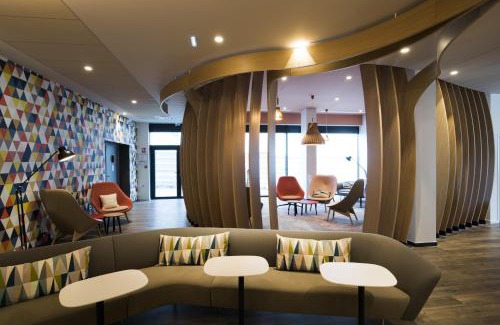 Roissy-en-France Hotel | Holiday Inn Express - Paris - CDG Airport by IHG