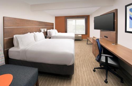 Linthicum Heights Hotel | Holiday Inn Express & Suites Baltimore - BWI Airport North by IHG