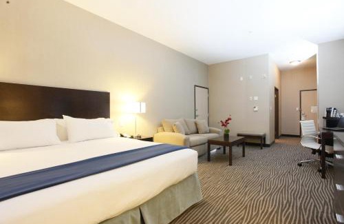 Fort St. John Resort | Holiday Inn Express Fort St John by IHG