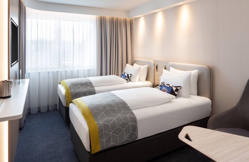 Oftringen Hotel | Holiday Inn Express Aarburg - Oftringen by IHG