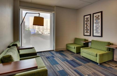 Hanover Hotel | Holiday Inn Express Baltimore BWI Airport West by IHG