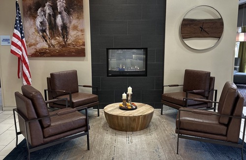 Southeast Boise Hotel | Holiday Inn Express Boise - University Area by IHG