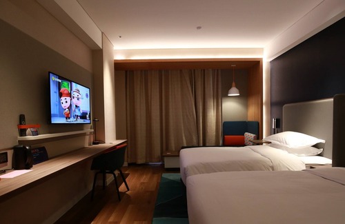 Qiaocheng Qu Hotel | Holiday Inn Express Bozhou City Center, an IHG Hotel