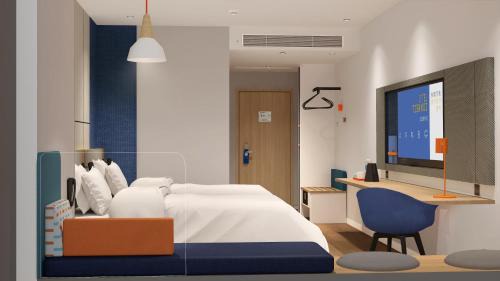 Chongqing Hotel | Holiday Inn Express Chongqing Caiyun Lake by IHG