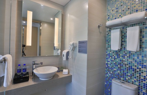 Emeishan Hotel | Holiday Inn Express Emei Mountain by IHG
