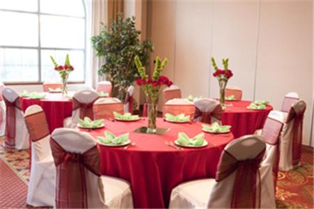 Federal Way Hotel | Holiday Inn Express Federal Way - Seattle South by IHG