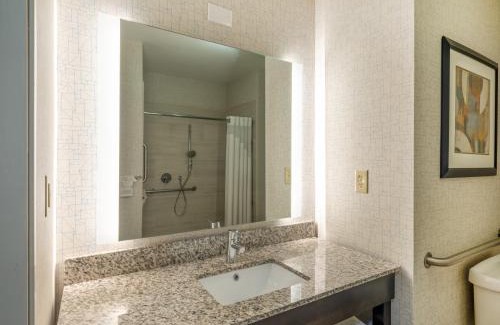 Gas City Hotel | Holiday Inn Express Gas City by IHG