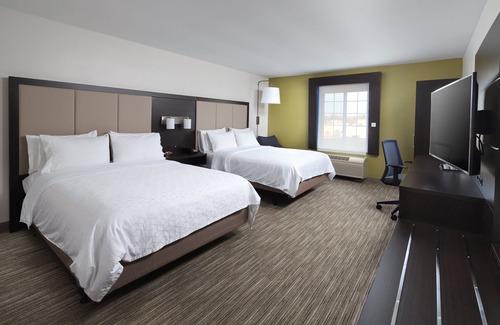 Grandville Hotel | Holiday Inn Express Grand Rapids SW by IHG
