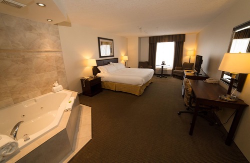 Whitecourt Hotel | Holiday Inn Express Hotel & Suites WHITECOURT by IHG