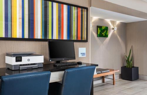 Lookout Valley Neighborhood Association Hotel | Holiday Inn Express Hotel & Suites Chattanooga-Lookout Mountain by IHG